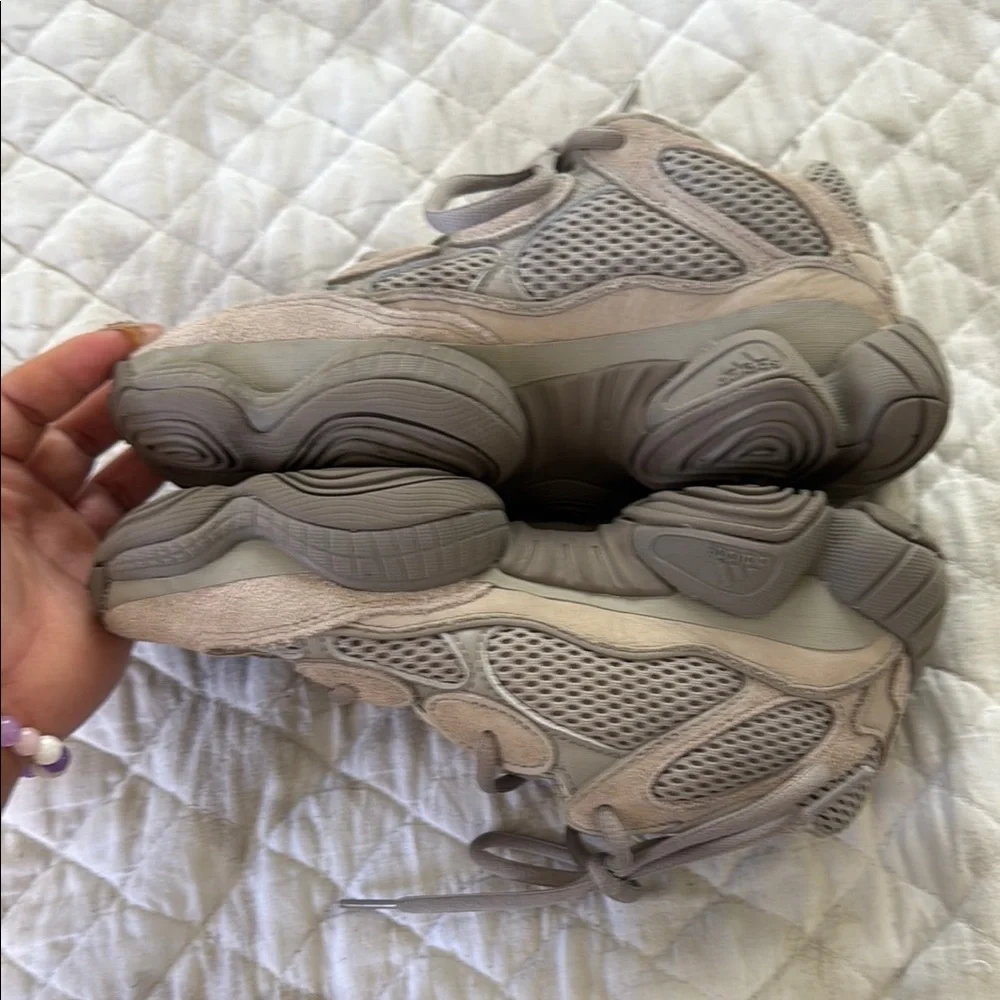 Yeezy Sneakers in Taupe and Gray - Picture 11 of 12